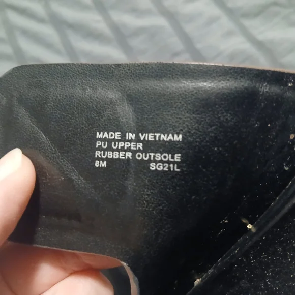 NEW Michael Kors Brown And Black Stark Slide Sandals with Gold MK Logo Accents - Picture 4 of 6